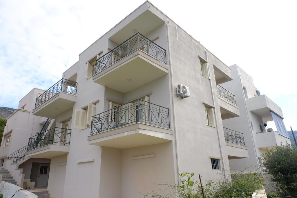 Dialinas Apartments Istron Exterior foto